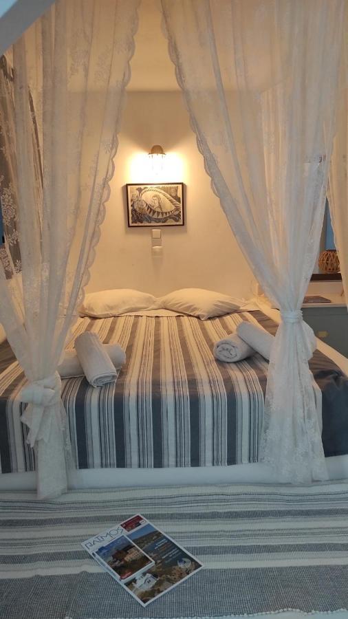 Lampi'S Dolphin Aparthotel Patmos Island Luaran gambar